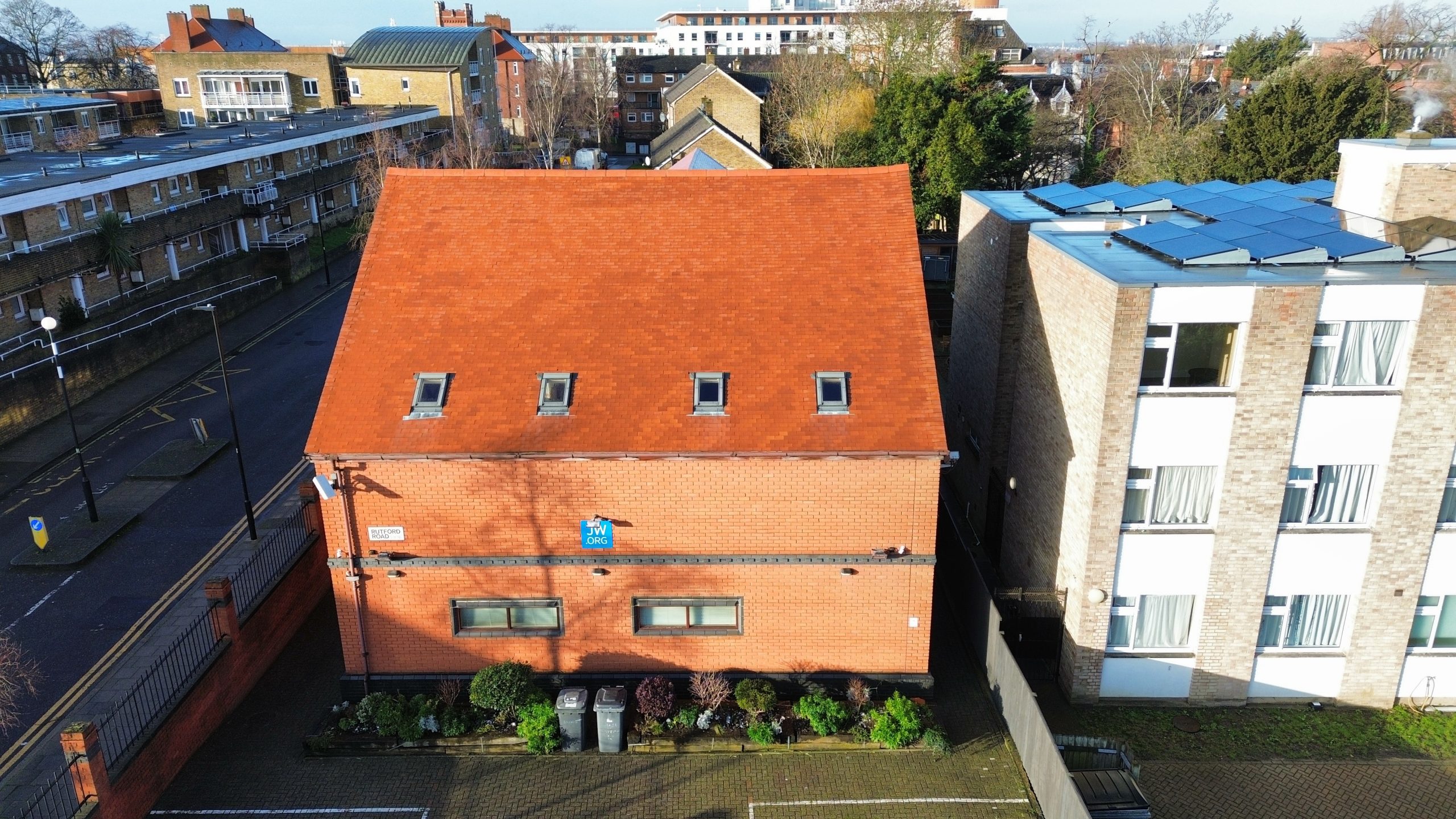 Roof Cleaning & Roof Moss Removal Surrey